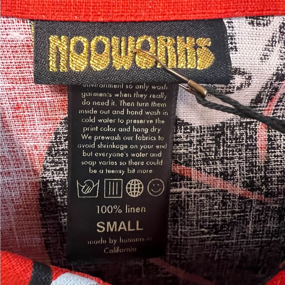 Nooworks Red Graphic Button Down Shirt S - Picture 6 of 11